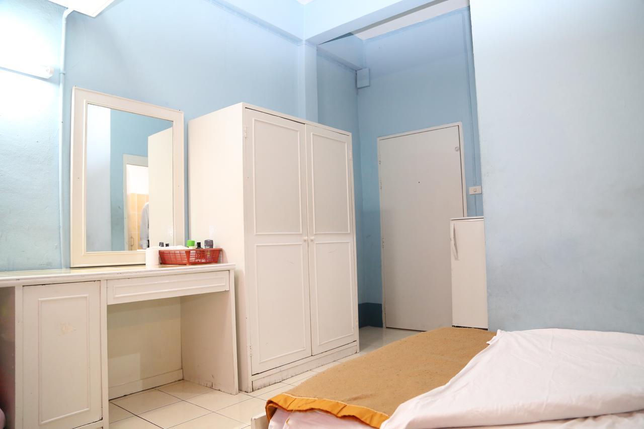 Paradise House Банкок Екстериор снимка